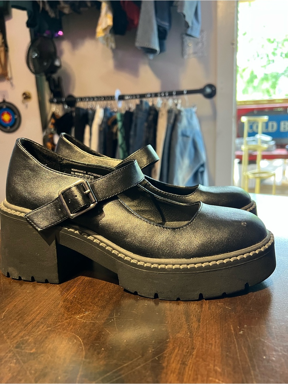 Chunky Mary Jane Platform Heels in Black Size 8